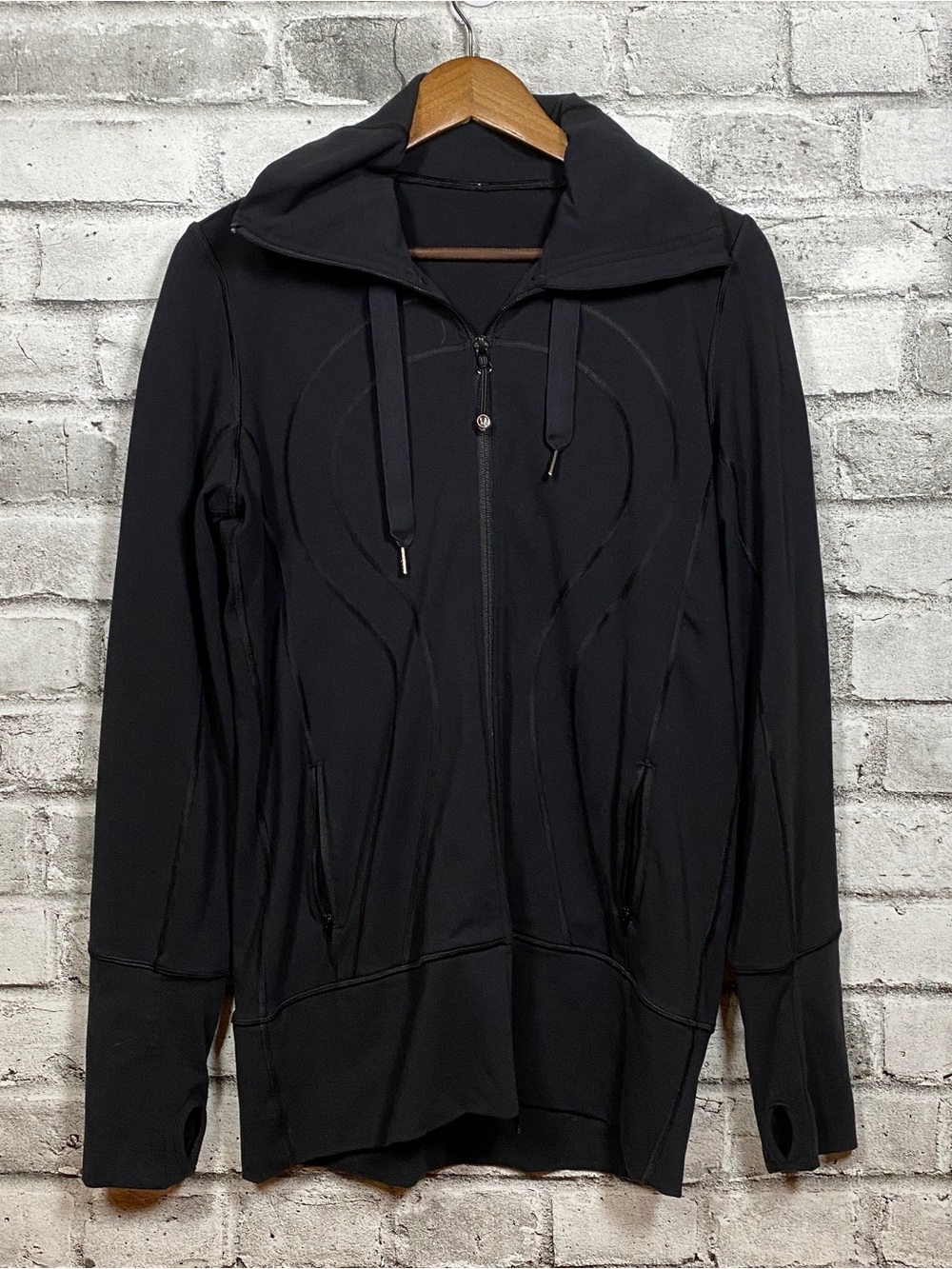 The Lululemon Stride Jacket